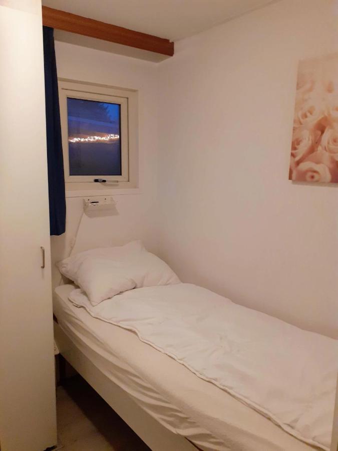 Krachtighuizen Chalet De Putter In Putten מראה חיצוני תמונה
